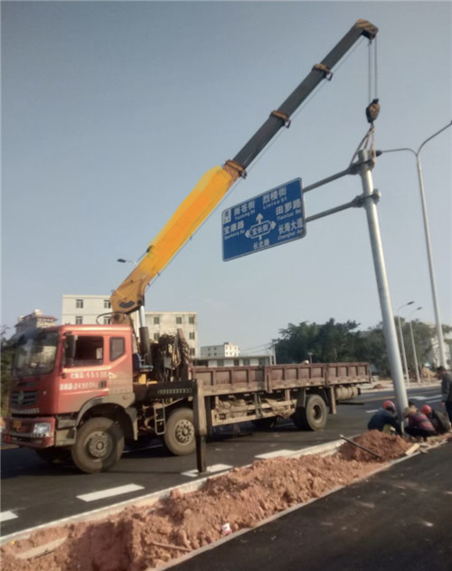 邢台县设备吊装租赁吊车要用多大吊车